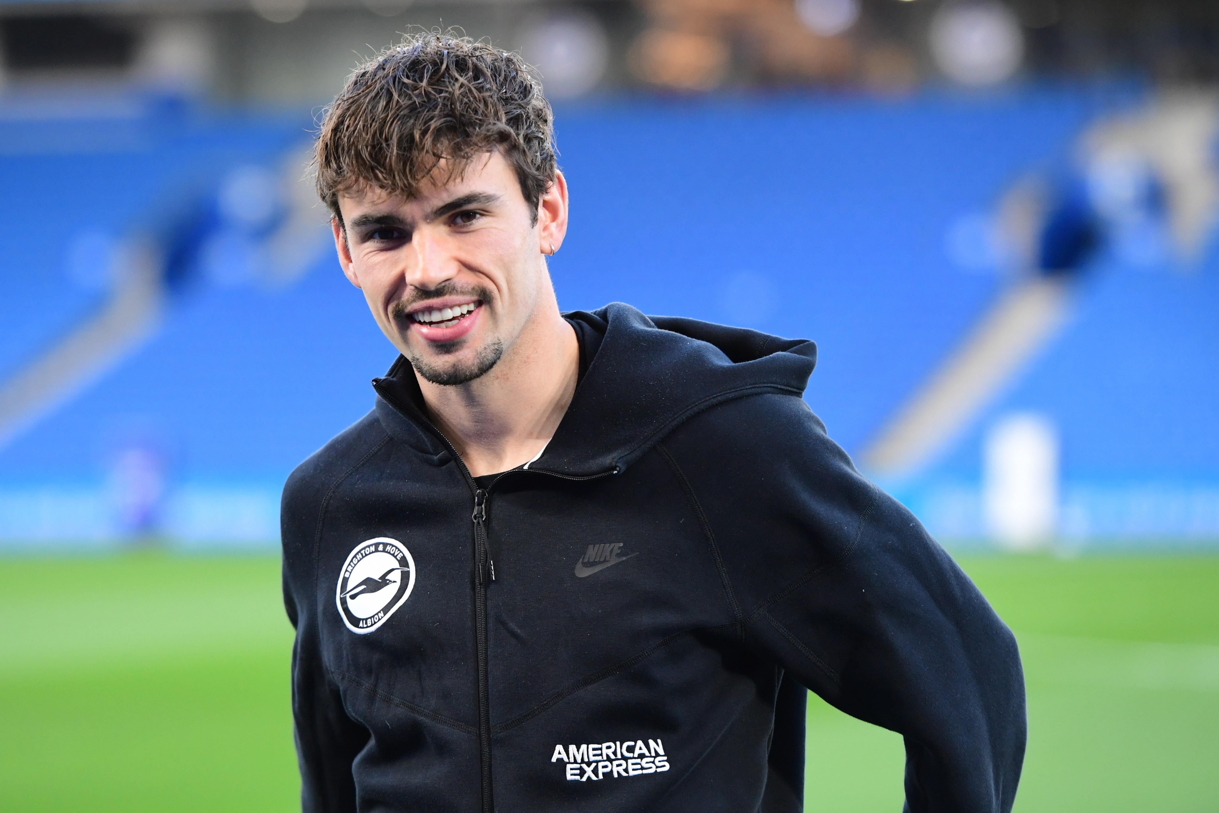 Kaiyun-尤文有意租借强制买断奥莱利 但需先清理中场球员