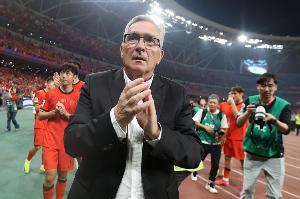 开云体育-伊万回顾执教国足：我们比上届积分高50%，我引入了17名新国脚