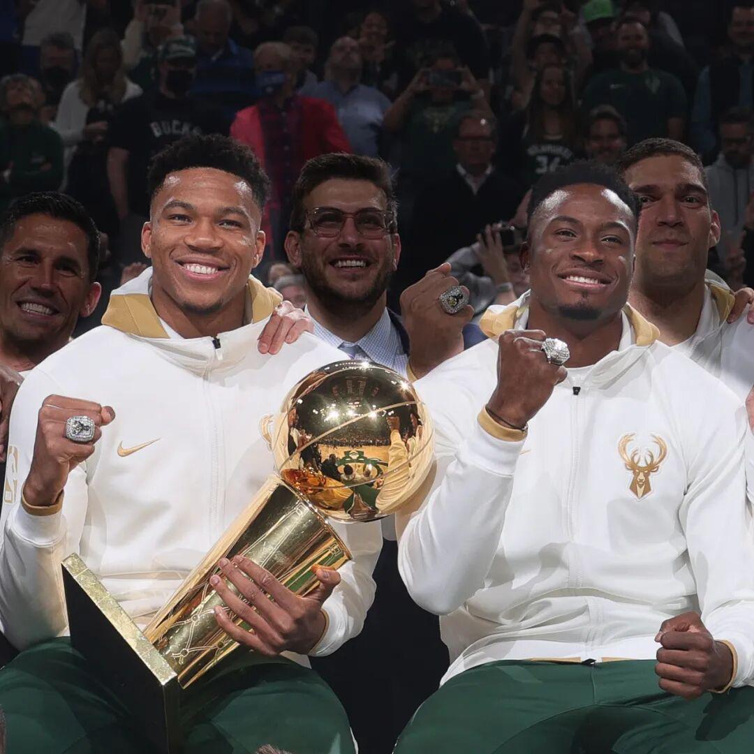 官方网-跟腱撕裂归来！字母哥哥回归，对雄鹿意味着什么？