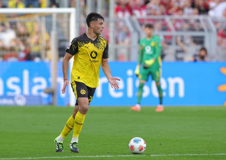 ky Sports-切尔西外租军团表现追踪:斯堡三将站稳脚跟,卡斯尔丁闪耀哈德斯菲尔德