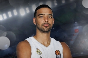 开云体育-告别NBA！西甲球队皇马正式官宣特雷-莱尔斯加盟