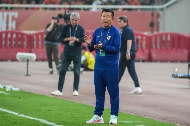 开云体育-崔康熙悄然回韩恐无缘战河南 身体原因就医无大碍