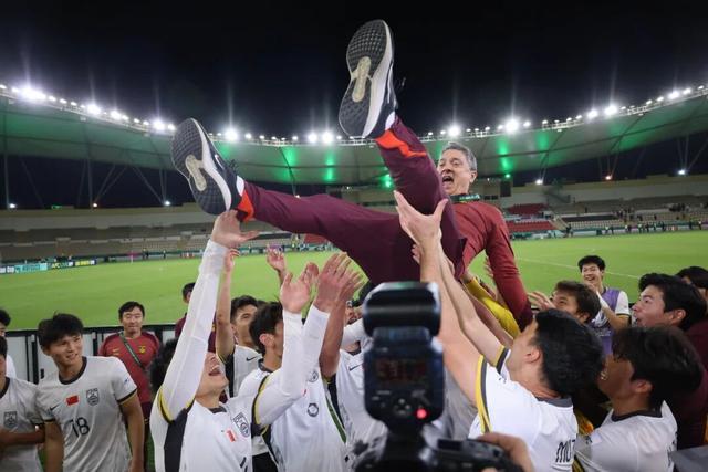 官方网-“计划有变！准备夺冠！”U23男足让球迷们沸腾了！本周六，在昆明主场，一起呐喊