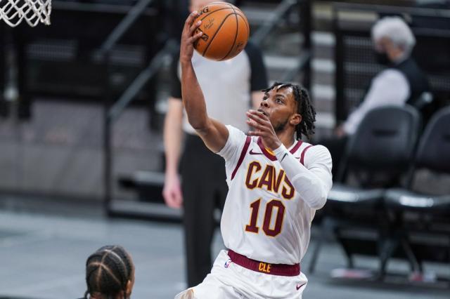 官方网-加兰：新赛季冲击全明星 和塞克斯顿搭档很轻松