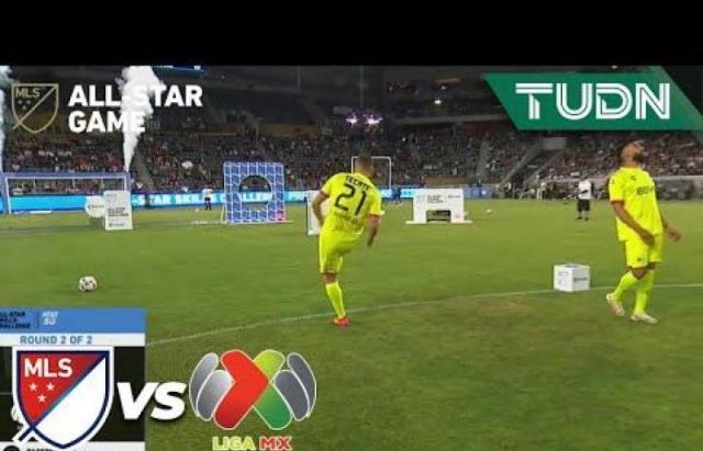 1629957429937028648.jpg 开云体育-半场射横梁?!看看足球版本的技巧·扣篮·三分大赛